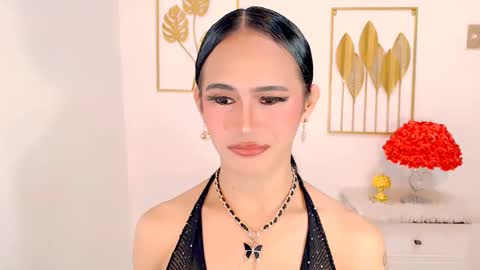 mia online show from March 5, 2025, 5:50 pm