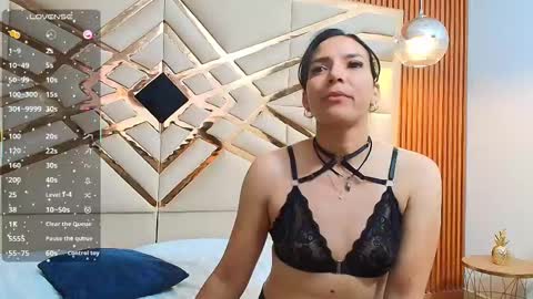 Snapshot of sluttyandmature chatting on February 15, 2025, 1:27 pm MARCELA online show from February 15, 2025, 1:27 pm