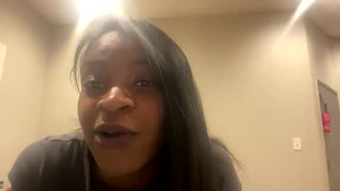 Snapshot of sluttyduchess1 chatting on May 20, 2026, 12:28 am sluttyduchess1 online show from May 20, 2026, 12:28 am