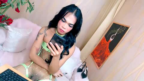 Snapshot of sluttylouise_moores chatting on February 20, 2025, 8:14 pm luiseeeeee online show from February 20, 2025, 8:14 pm