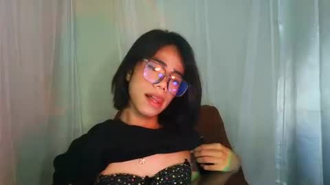 sluttypatotie online show from October 17, 2025, 4:37 am