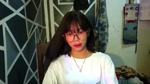 sluttypatotie online show from February 9, 2026, 10:08 am