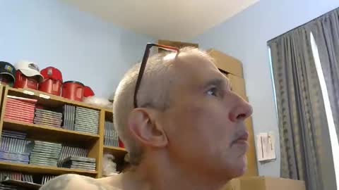Snapshot of sluttyslave81 chatting on May 4, 2026, 2:24 pm sluttyslave81 online show from May 4, 2026, 2:24 pm
