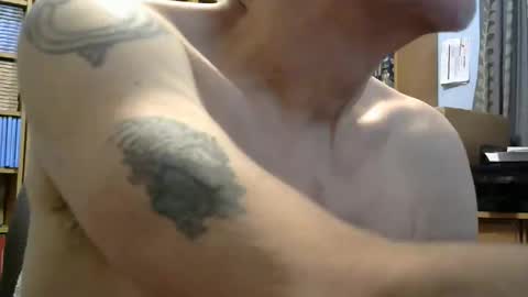 Snapshot of sluttyslave81 chatting on May 21, 2026, 7:26 am sluttyslave81 online show from May 21, 2026, 7:26 am