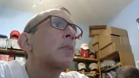 Snapshot of sluttyslave81 chatting on June 3, 2026, 2:33 pm sluttyslave81 online show from June 3, 2026, 2:33 pm