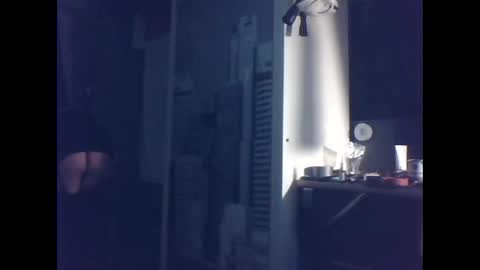 slutviki online show from November 23, 2025, 2:11 am