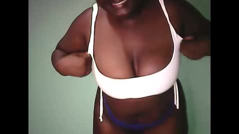 slutyebony186677 online show from November 12, 2025, 8:19 pm
