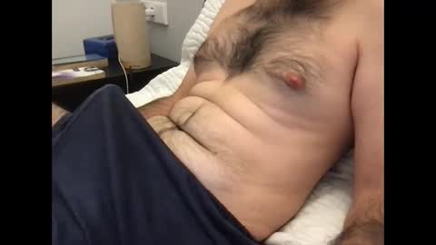 small_88 online show from October 17, 2025, 3:47 pm