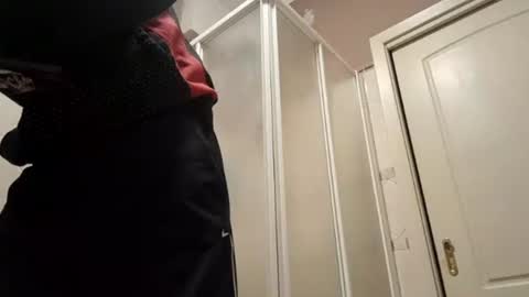 smallone8825 online show from March 20, 2026, 6:07 am