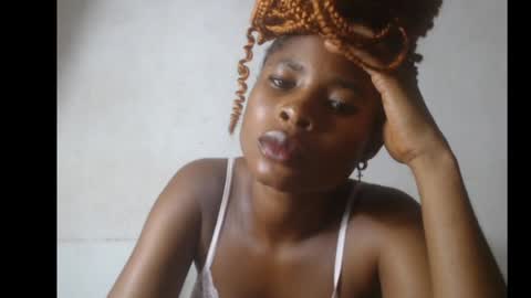 Snapshot of smallsluty chatting on May 21, 2026, 7:15 am smallsluty online show from May 21, 2026, 7:15 am