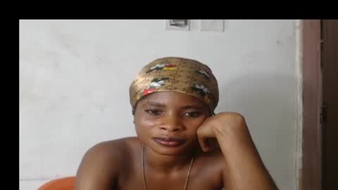 smallsluty online show from June 11, 2026, 2:53 am