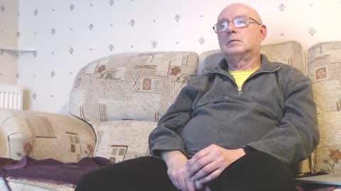 Steve online show from December 9, 2024, 7:18 pm