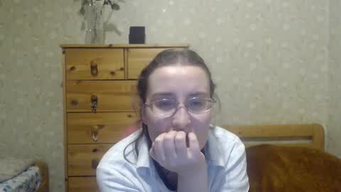 smart_rose online show from February 5, 2025, 12:53 am