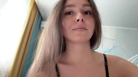 smiling_riddle online show from May 20, 2026, 10:32 am