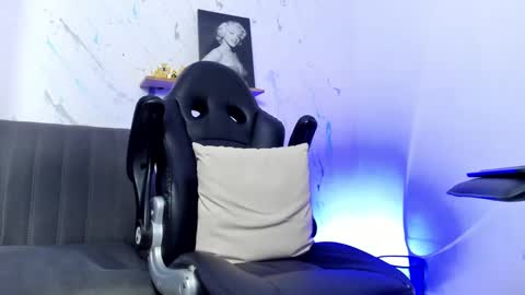 SMIT  online show from January 7, 2025, 11:24 pm