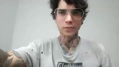 smoke_ink online show from January 22, 2025, 2:59 am