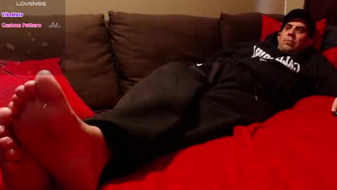 Snapshot of smoke_n_strokexxx chatting on October 17, 2025, 8:55 pm Master J XXX online show from October 17, 2025, 8:55 pm