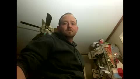 Snapshot of smokeymt420 chatting on January 23, 2025, 4:19 am smokeymt420 online show from January 23, 2025, 4:19 am