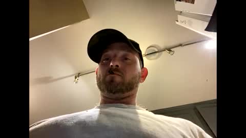 Snapshot of smokeymt420 chatting on February 10, 2025, 1:35 am smokeymt420 online show from February 10, 2025, 1:35 am