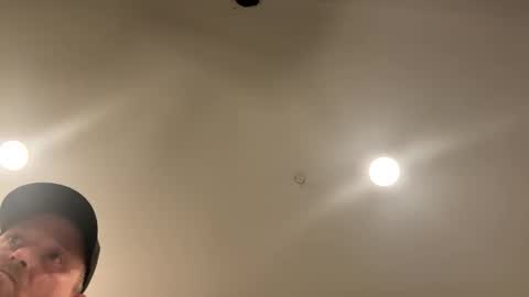 Snapshot of smokeymt420 chatting on October 1, 2025, 3:01 am smokeymt420 online show from October 1, 2025, 3:01 am