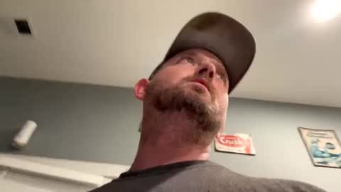 Snapshot of smokeymt420 chatting on March 11, 2026, 5:02 am smokeymt420 online show from March 11, 2026, 5:02 am