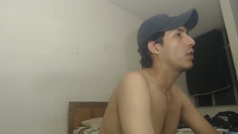 snackontime19 online show from September 13, 2025, 6:57 am