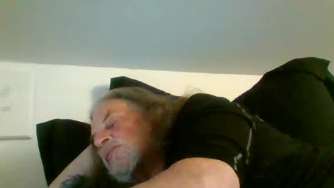 Snapshot of snap2play chatting on February 2, 2026, 1:26 am snap2play online show from February 2, 2026, 1:26 am