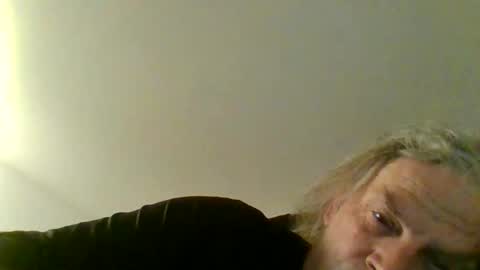 Snapshot of snap2play chatting on February 16, 2026, 12:51 am snap2play online show from February 16, 2026, 12:51 am