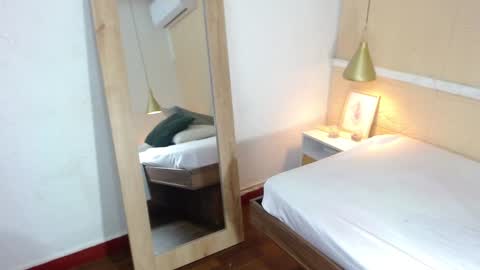 Snapshot of sneakyy_fantasy chatting on December 10, 2024, 7:05 am Hellen  online show from December 10, 2024, 7:05 am