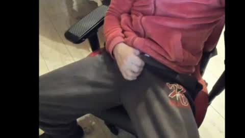 snip1977 online show from March 10, 2025, 8:12 pm