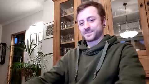 snoecks online show from March 17, 2026, 6:22 pm