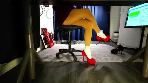 Snapshot of snookieq chatting on February 28, 2025, 8:07 pm MISS SISSY CHERI online show from February 28, 2025, 8:07 pm