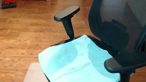 Snapshot of snooze85 chatting on June 5, 2026, 7:14 am Cbt-Slave online show from June 5, 2026, 7:14 am