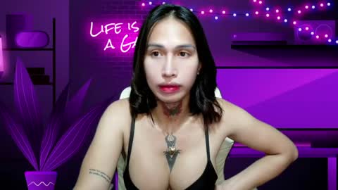 snow_2000 online show from April 25, 2026, 2:03 am