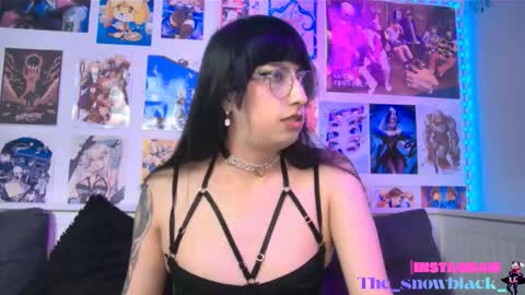 Snow and Bubble online show from February 5, 2026, 3:38 pm