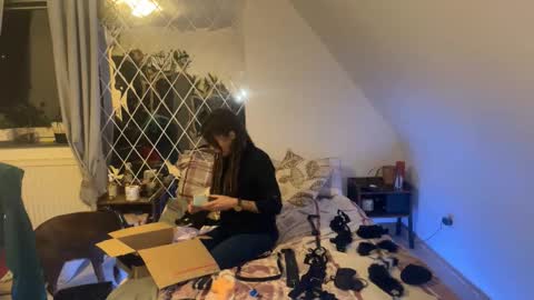 noreturn online show from November 12, 2025, 6:19 pm