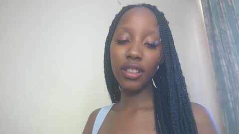 snowfox254 online show from October 20, 2025, 3:40 am