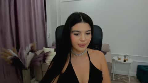 snowingwinter online show from February 15, 2025, 6:44 am