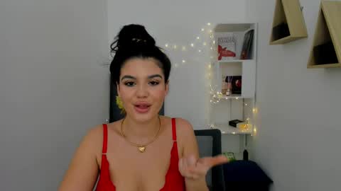 snowingwinter online show from February 24, 2025, 10:47 pm