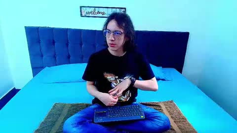 Snapshot of snowyx_ chatting on September 26, 2025, 7:07 pm Snowyx  online show from September 26, 2025, 7:07 pm