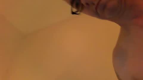 Snapshot of snub71 chatting on December 3, 2024, 7:32 am snub71 online show from December 3, 2024, 7:32 am