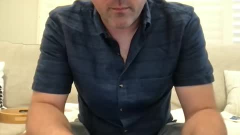 Snapshot of socal805c chatting on March 3, 2026, 11:32 pm chris online show from March 3, 2026, 11:32 pm