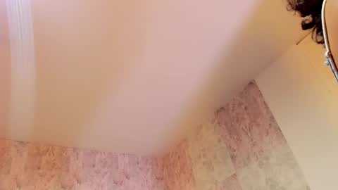 Snapshot of soffiene chatting on March 2, 2026, 3:41 am yoki online show from March 2, 2026, 3:41 am