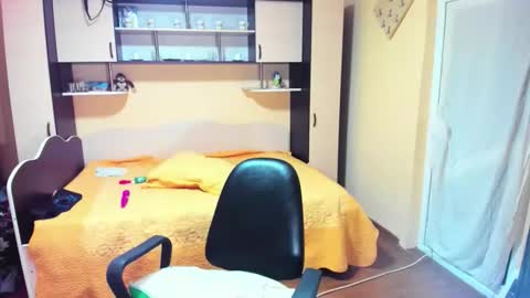 Soffy online show from May 19, 2026, 5:14 am