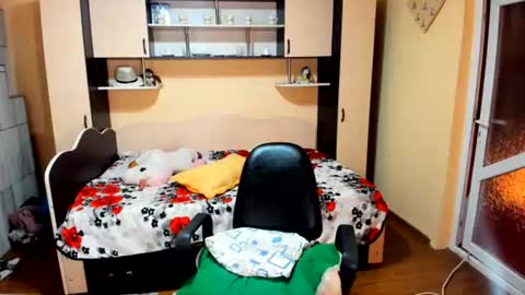 Snapshot of soffy_skye chatting on June 25, 2026, 5:12 am Soffy online show from June 25, 2026, 5:12 am