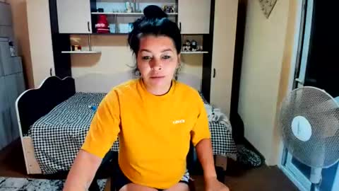 Snapshot of soffy_skye chatting on July 8, 2026, 4:28 am Soffy online show from July 8, 2026, 4:28 am