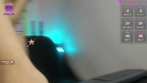 Snapshot of sofi__lenos chatting on December 18, 2024, 6:21 am Sofi lenos online show from December 18, 2024, 6:21 am