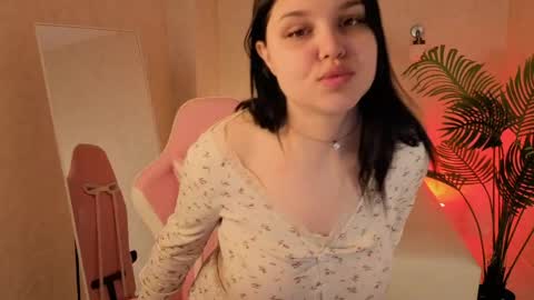 Snapshot of sofi_lunel chatting on May 17, 2026, 1:36 am Sofi online show from May 17, 2026, 1:36 am