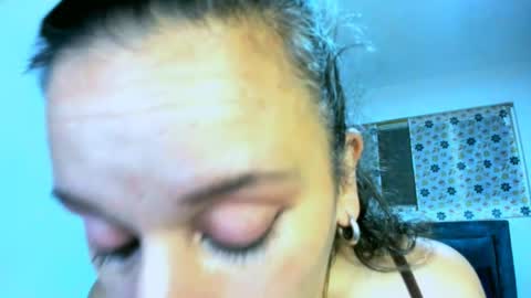 Snapshot of sofi_saliva2511 chatting on October 17, 2025, 6:32 pm  sofi online show from October 17, 2025, 6:32 pm