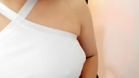 Skarlett online show from September 9, 2025, 12:59 pm